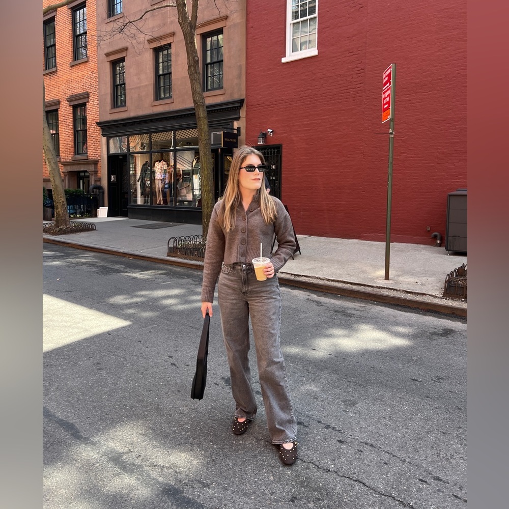 Meet your Posher, Emily